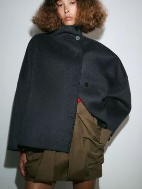Zara WOOL BLEND SHORT COAT ZW COLLECTION small
